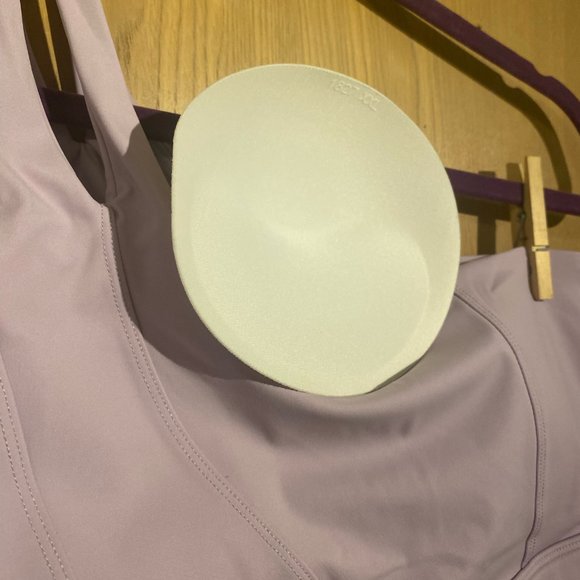 XL Asymmetrical Sports Bra - Picture 6 of 6